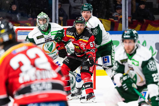 Luleås Linus Omark och Färjestads Gustav Rydahl