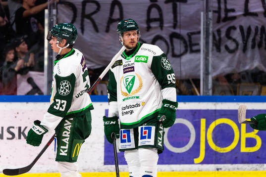 Färjestads Albert Johansson och Jacob de la Rose deppar