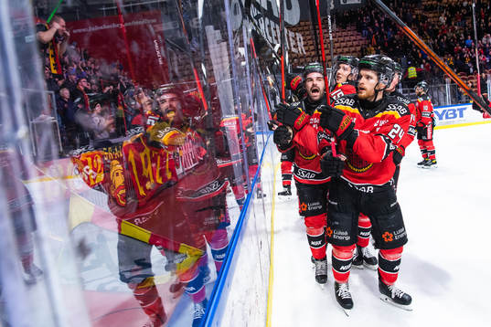 Bläddra bland fler bilder av Ishockey, SHL, Luleå - Färjestad