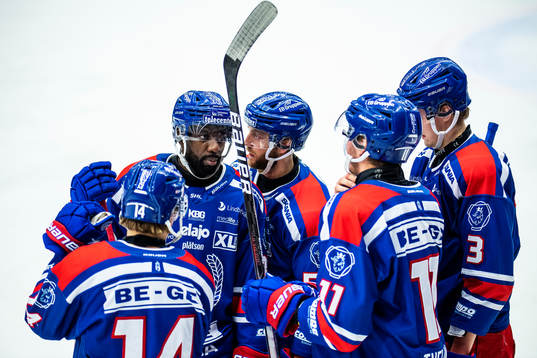 Oskarshamns Mikkel Øby-Olsen, Daniel Muzito-Bagenda, Robin