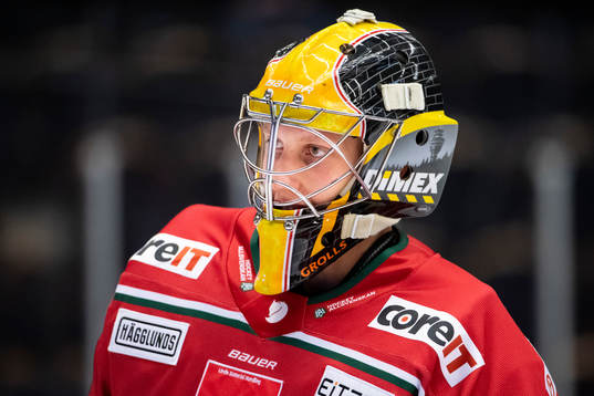 Modos målvakt Henrik Tikkanen