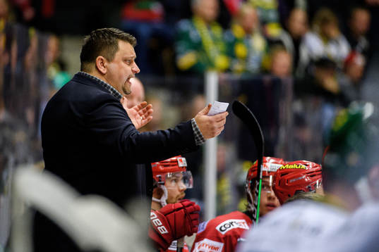 Modos tränare Mattias Karlin reagerar på domslut