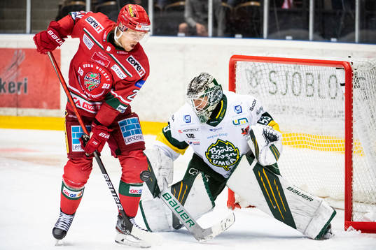 Modos Mikkel Aagaard och Björklövens målvakt Claes Endre