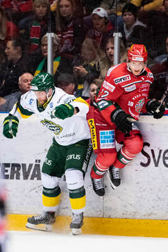 Björklövens Alexander Wiklund och Modos Daniel Mannberg