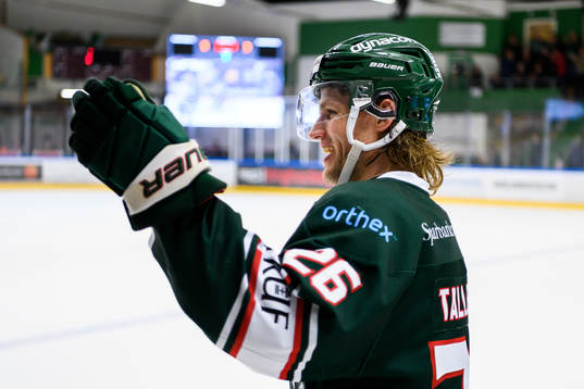 Tingsryds Kim Tallberg jublar