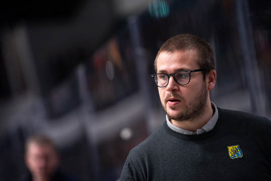 Södertäljes tränare Dennis Bozic