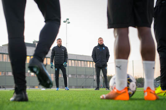 Målvaktstränare Zlatan Azinovic och tränare Max