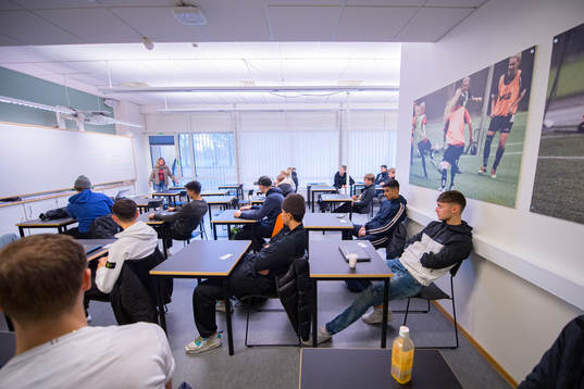 Josef Al-Imam går andra året på Malmö Idrottsgymnasium
