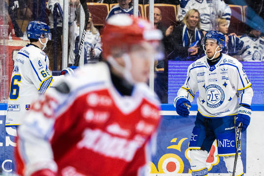 Leksands Max Veronneau jublar