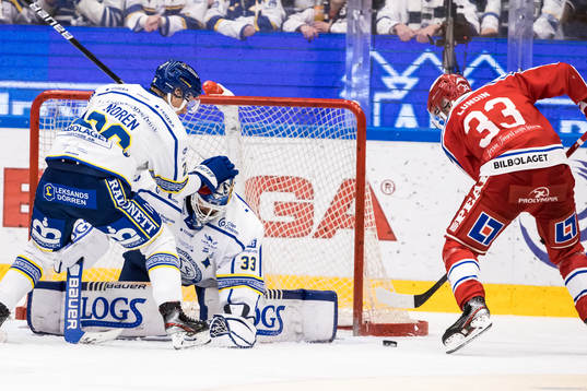 Leksands Patrik Norén och Leksands målvakt Axel Brage och
