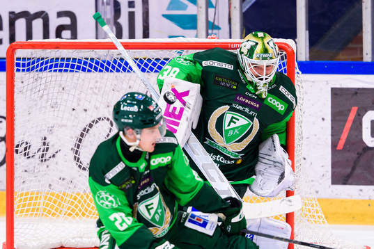 Färjestads målvakt Dominik Furch