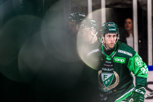 Färjestads Per Åslund jublar