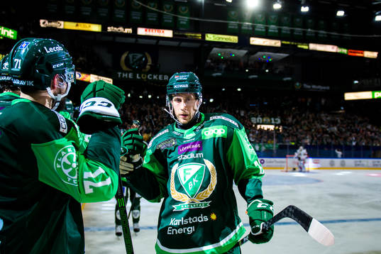 Färjestads Per Åslund jublar