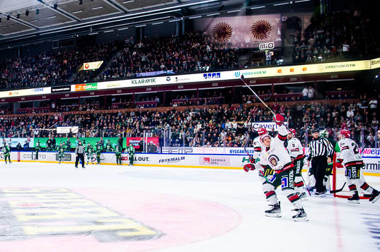 Frölundas Max Friberg jublar