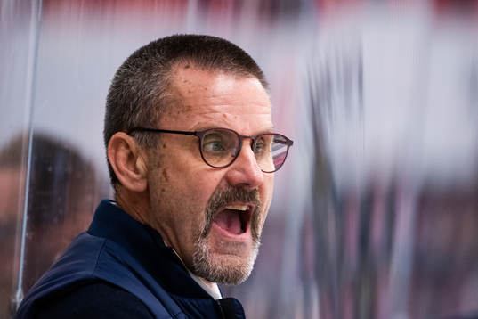 s tränare Tommy Samuelsson