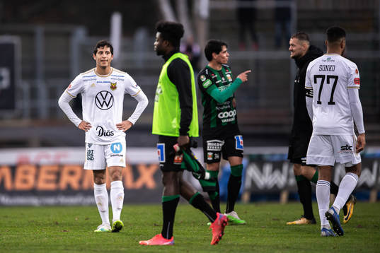 Östersunds Ahmed Awad deppar
