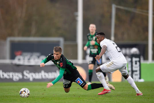 Varbergs Victor Karlsson  och Östersunds Patrick Kpozo