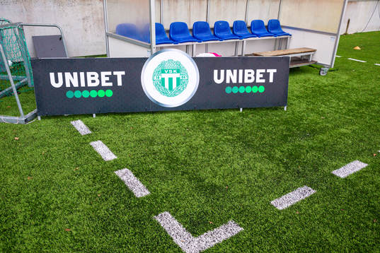 En reklamskylt för Unibet