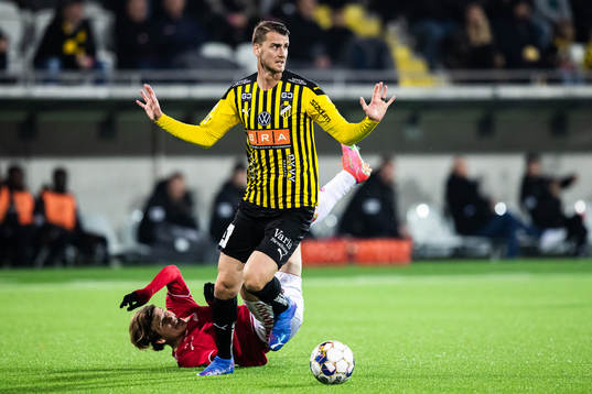 Häckens Johan Hammar tilldelas