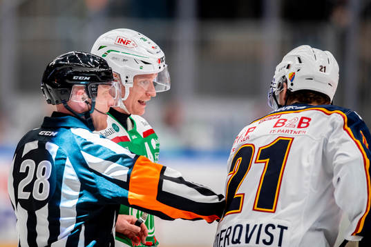 Rögles Anton Bengtsson och Djurgårdens Filip Cederqvist