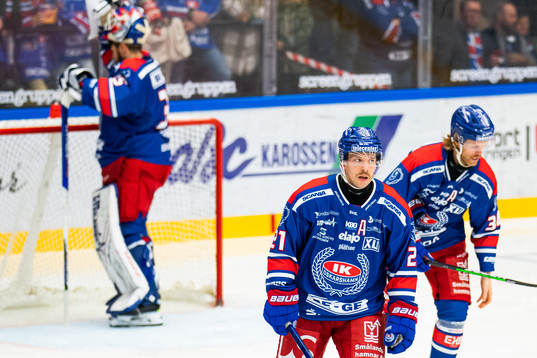 Oskarshamns Brian Cooper och Philip Samuelsson deppar