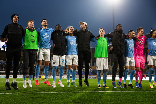 Malmö FFs spelare jublar