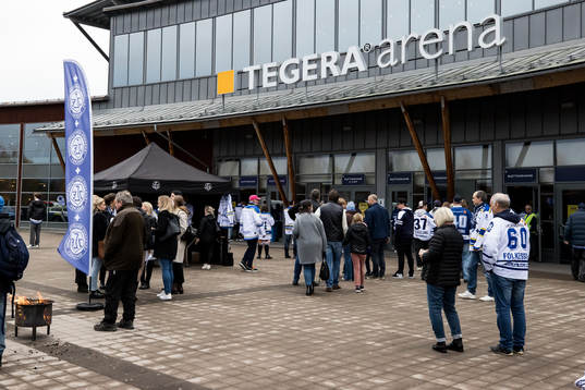 Tegera Arena innan ishockeymatchen i SHL mellan Leksand och