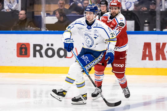 Leksands Isak Rosén  och Timrås Robin Hanzl