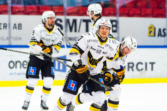 Västerås William Wikman jublar