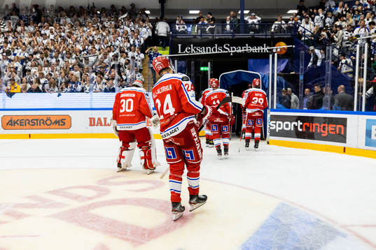 Timrås målvakt Jacob Johansson och Erik Walli Walterholm