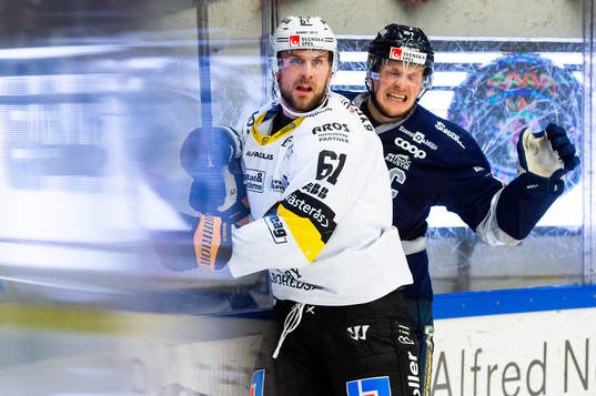 Västerås Daniel Gunnarsson och Karlskogas Mikael Eriksson