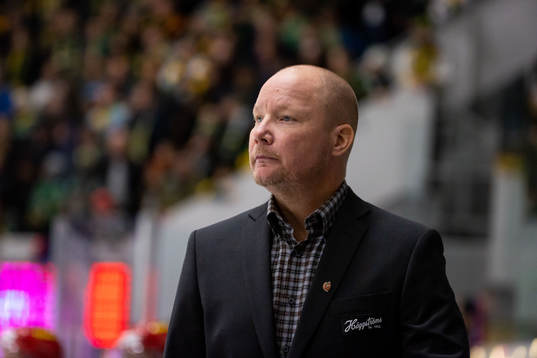 Modos assisterande tränare Jonas Holmström