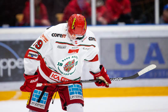 Modos Erik Jinesjö Karlsson deppar