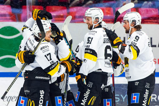 Västerås William Wikman jublar