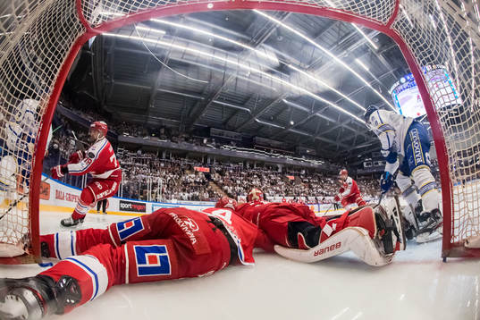 Leksands Justin Kloos och Timrås Tim Erixon och Timrås