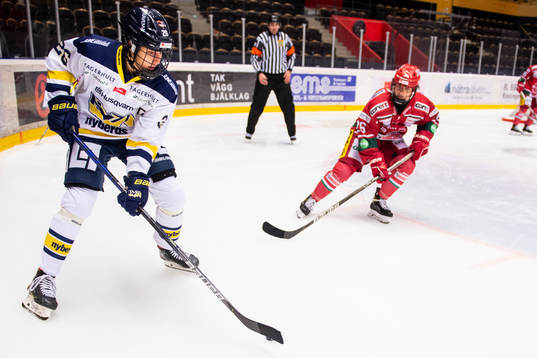 s Hanna Olsson och Modos Marion Allemoz
