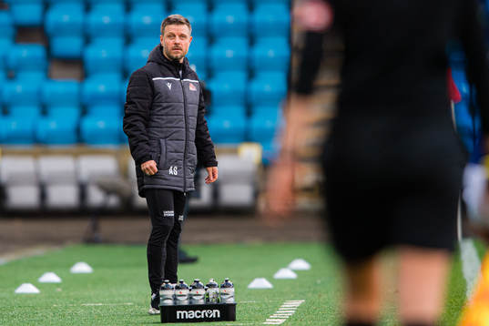 Alexander Straus, head coach of Sandviken
