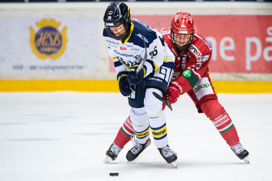 s Hanna Olsson och Modos Maja Grundström