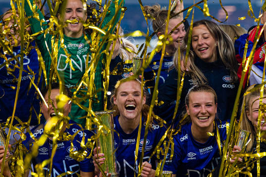 Stine Ballisager Pedersen of Vålerenga celebrates with the