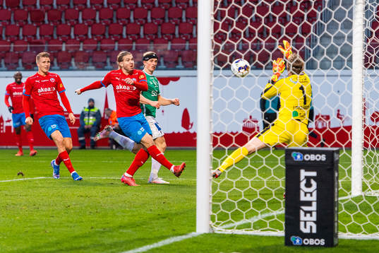 Helsingborgs Charlie Weberg och Brages Douglas Karlberg