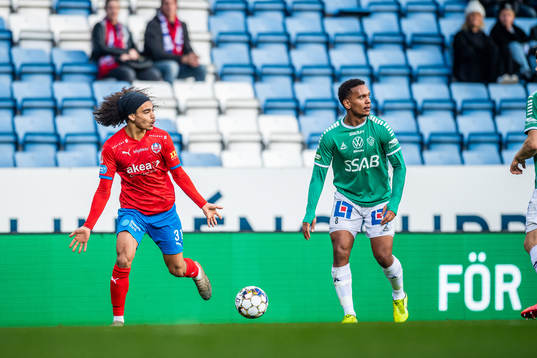Helsingborgs Adam Kaied reagerar