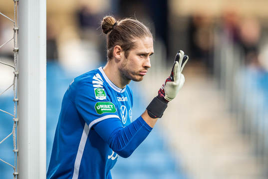 Brages målvakt Adrian Engdahl