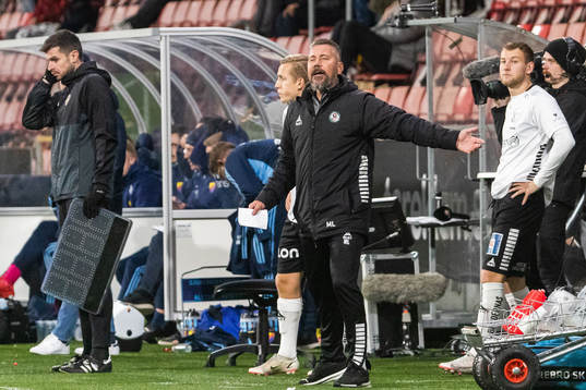 Örebros tränare Marcus Lantz och Andreas Skovgaard