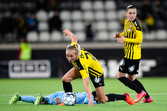 Häckens Julia Karlernäs