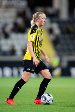 Häckens Julia Karlernäs