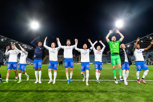 IFK Norrköpings spelare jublar