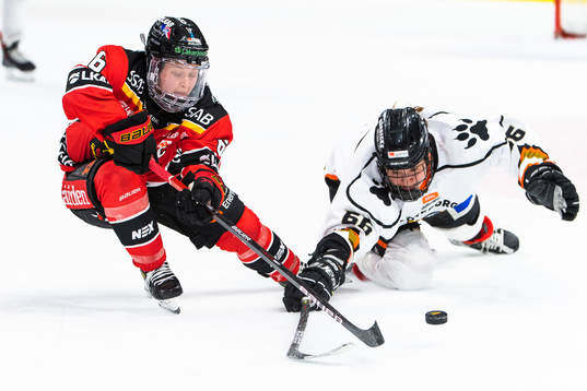 Luleås Jenni Hiirikoski och Göteborgs Tereza Radova