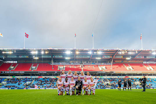 The starting eleven of Sandviken, from the top left; Vilde
