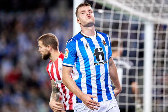Alexander Sørloth of Real Sociedad reacts
