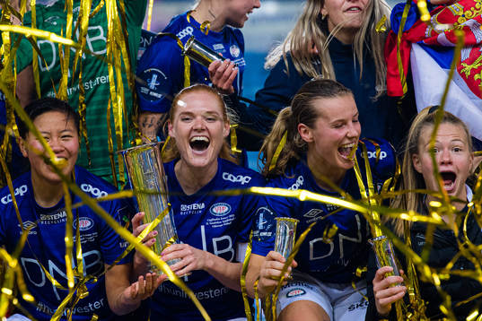 Ylinn Tennebø, Stine Ballisager Pedersen, Agnete Kristine